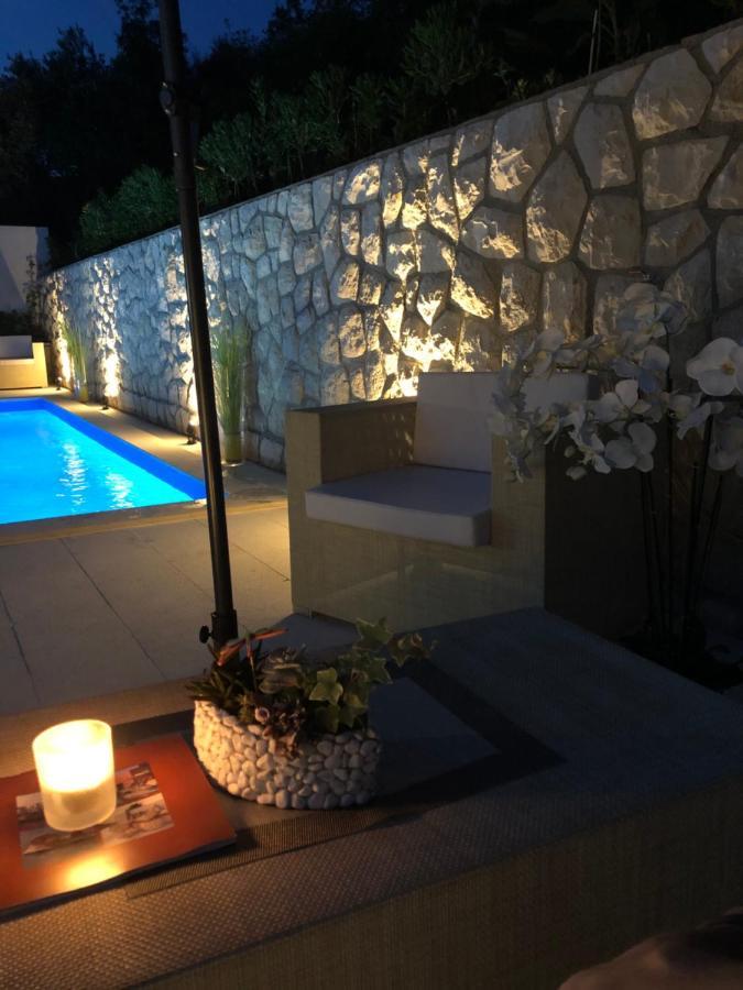Apartment Natasa Palit Екстериор снимка