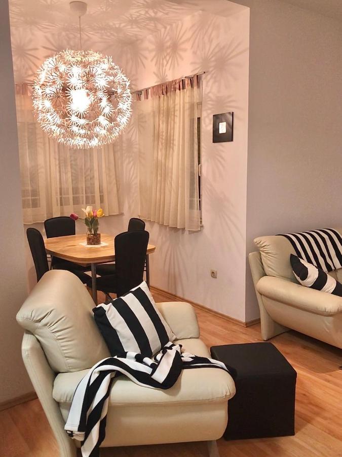 Apartment Natasa Palit Екстериор снимка