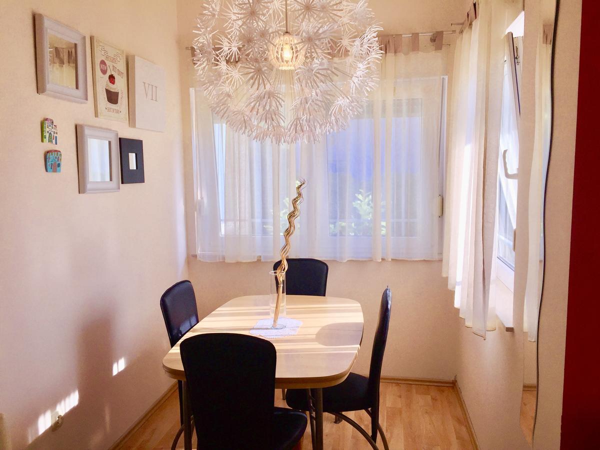 Apartment Natasa Palit Екстериор снимка