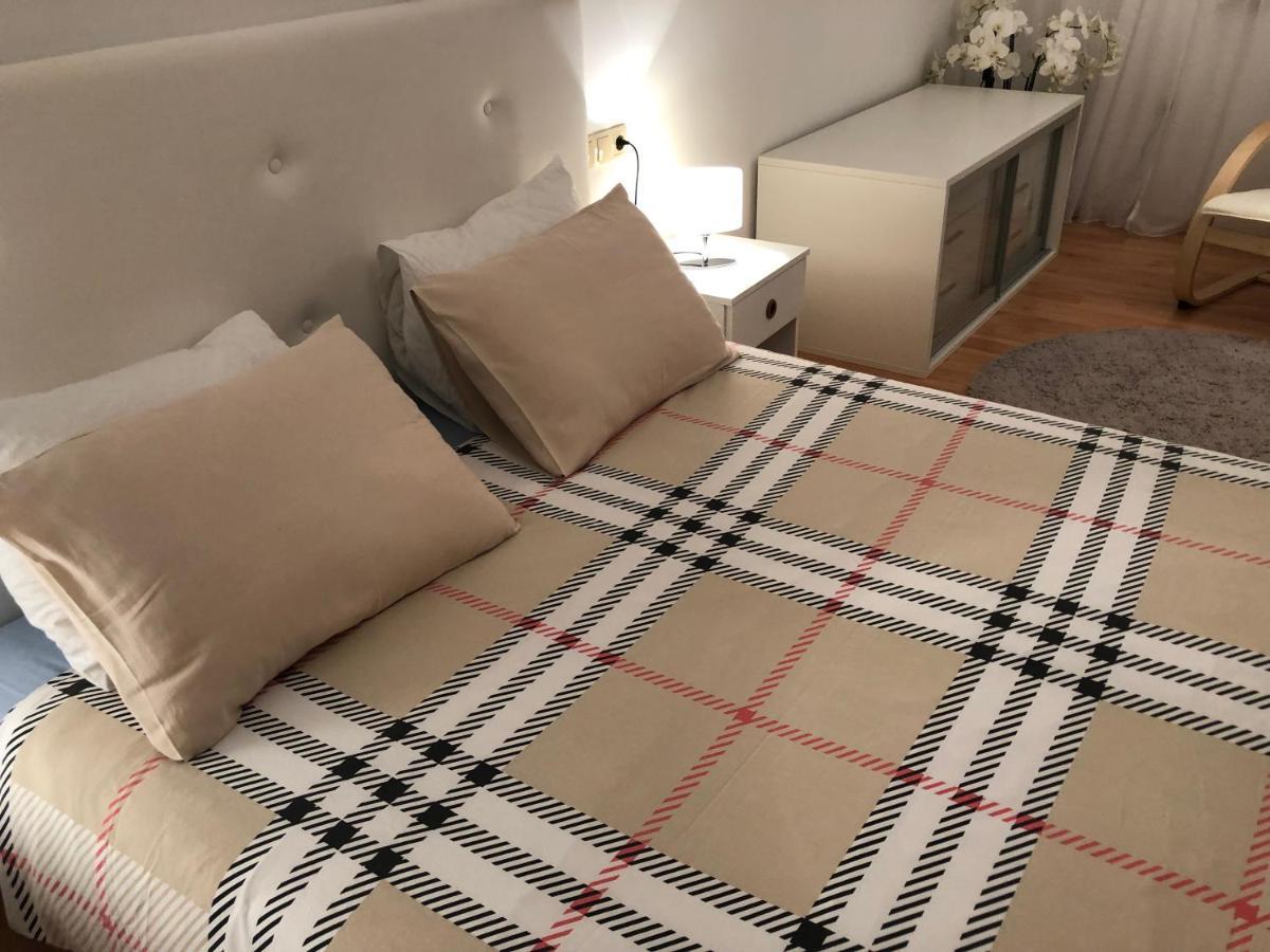 Apartment Natasa Palit Екстериор снимка